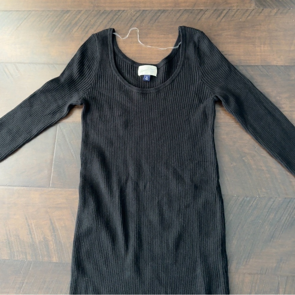 Black Ribbed Midi Dress - Picture 6 of 10